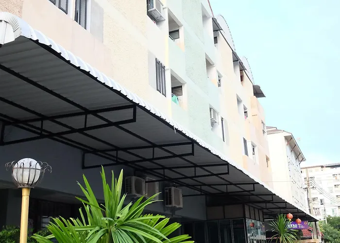 Area 69 Aparthotel