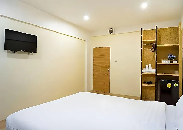 Area 69 Aparthotel