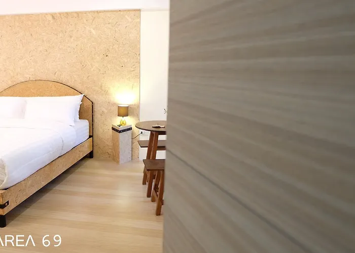 Area 69 Aparthotel